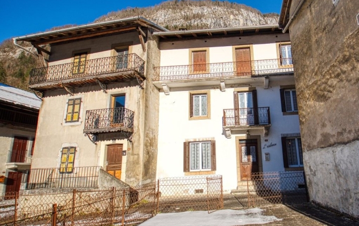  ALP'AGENCE Maison / Villa | SIXT-FER-A-CHEVAL (74740) | 208 m2 | 435 000 € 